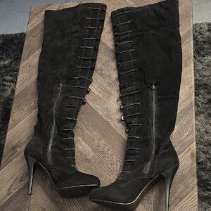 Elegant Black-Over-The Knee-High Lace-Up Style Boots